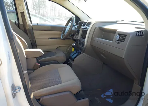 2007 Jeep Compass Sport из США, поврежденный, VIN 1J8FF47W57D385836